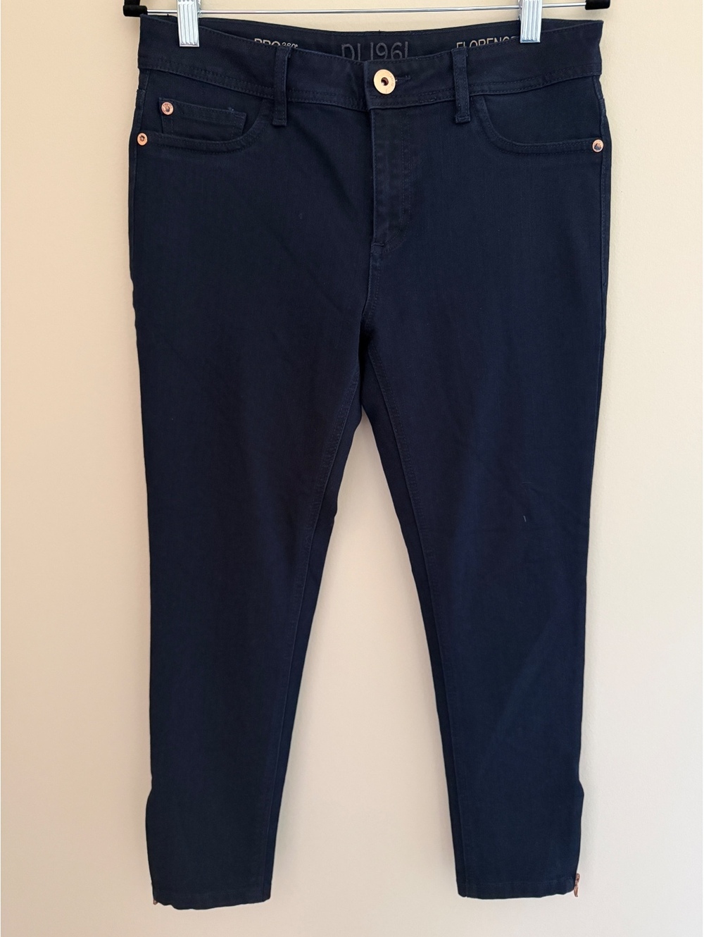 DL1961 29 ankle zips, dark wash denim